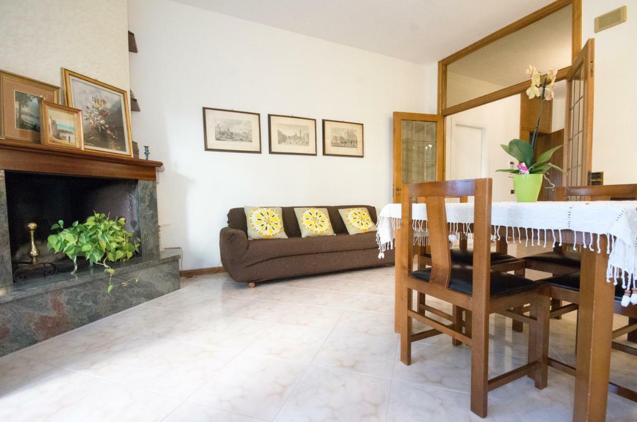 Casa Fedora Lecce Exterior foto